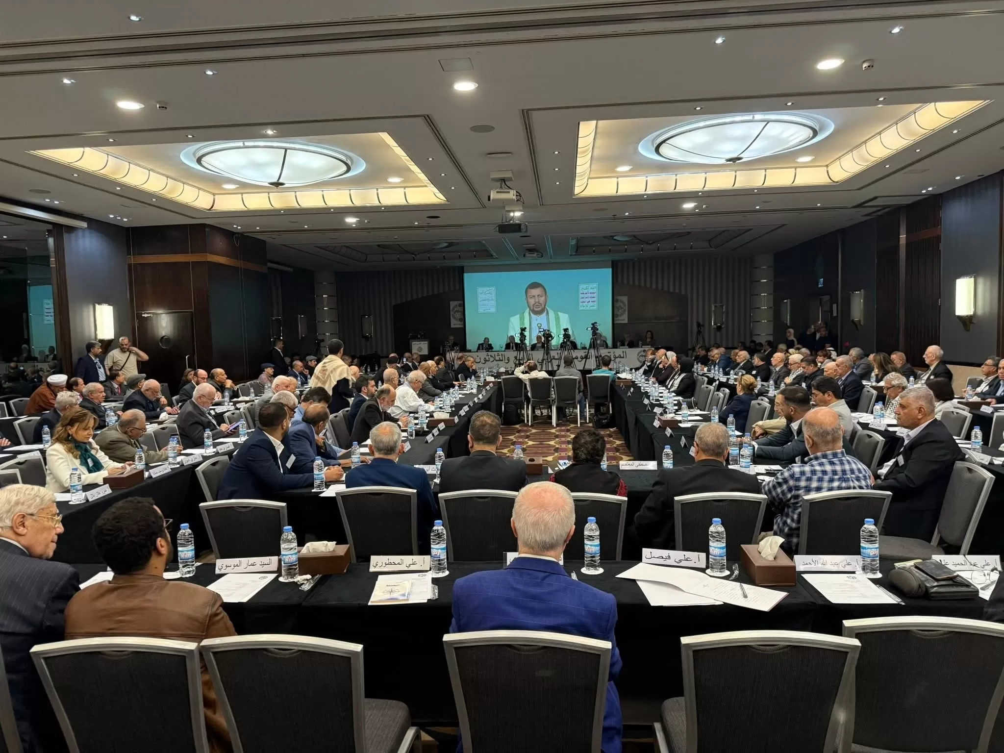 المؤتمر القومي العربي.. كلمة الحوثي تثير عاصفة من الانتقادات وتكشف «خيانة المبادئ»